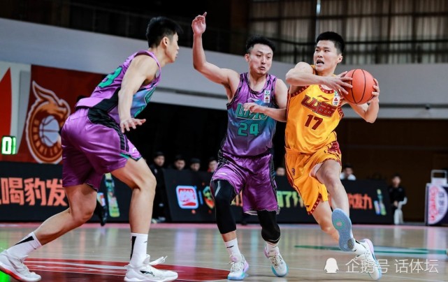 禁区抢篮板优势凸显，球队领先多分的简单介绍