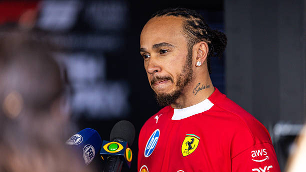 阿斯顿马丁险胜索伯车队,汉密尔顿统治全场的简单介绍 阿斯顿马丁险胜索伯车队,汉密尔顿统治全场的简单介绍