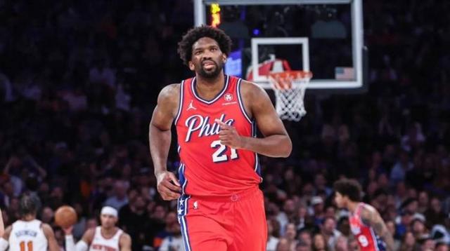 辽宁队逆转76人，恩比德扛起全队